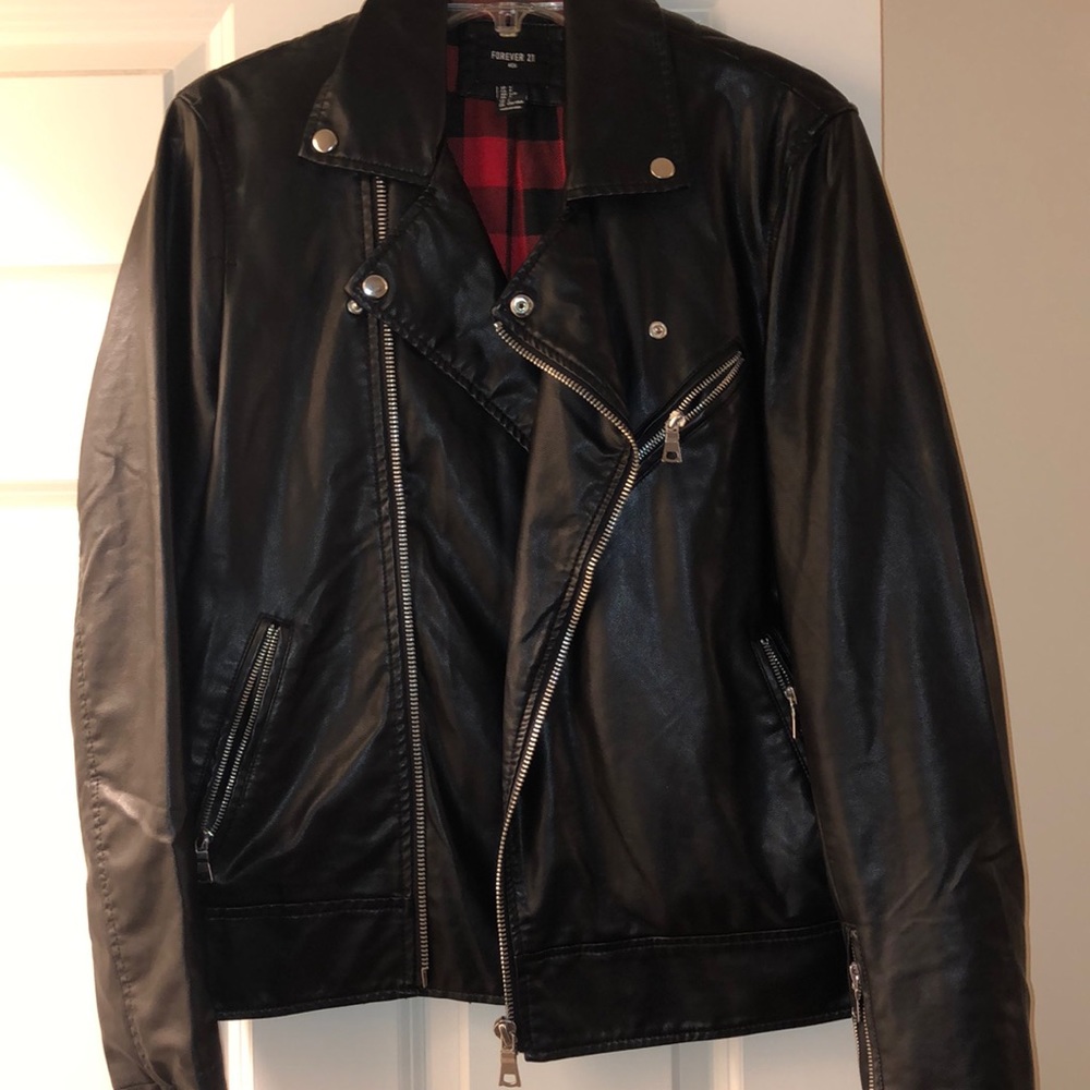 Women’s small leather jacket